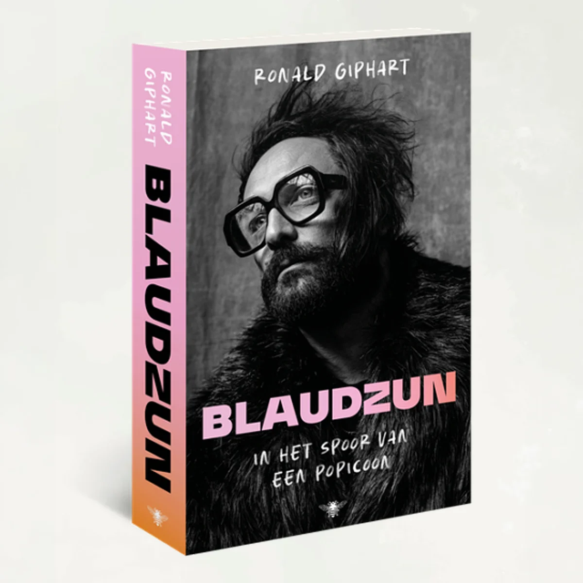Boekomslag Blaudzun, in het spoor van een popicoon, Ronald Giphart, uitgeverij De Bezige Bij