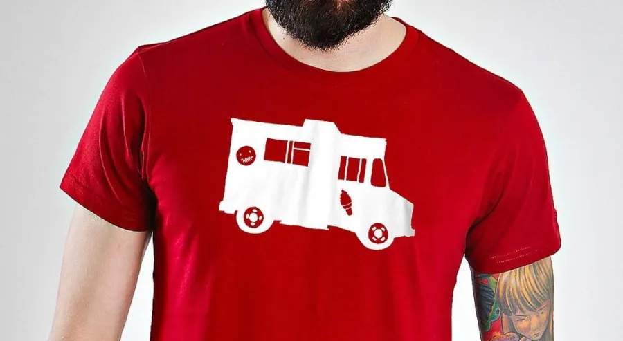 Merchandise voor het boek Mr. Mercedes van Stephen King, T-shirt met de ijscowagen