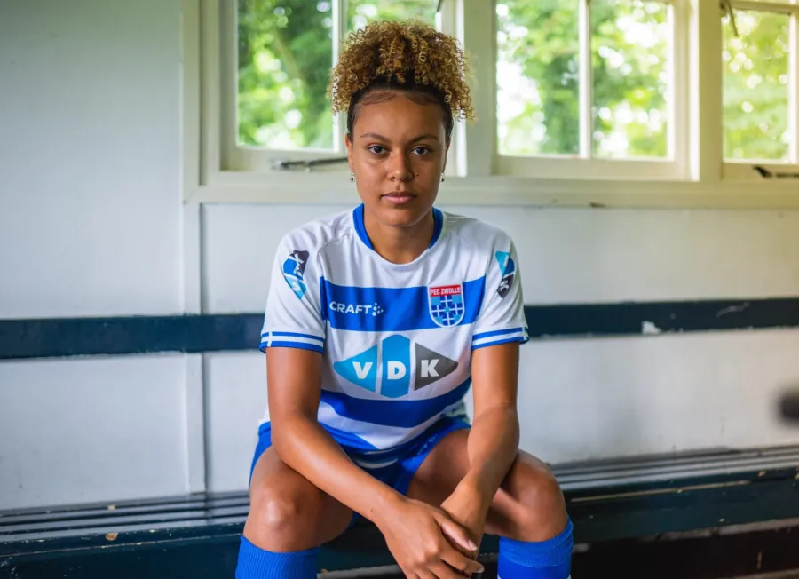 Huisstijl VDK Groep, campagnebeeld met PEC Zwolle Vrouwen