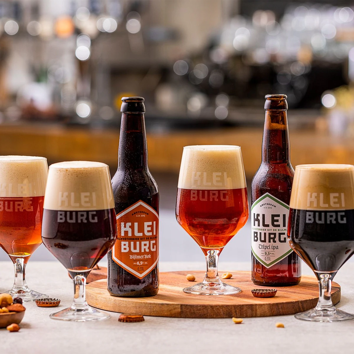 Huisstijl Brouwerij Kleiburg, flesjes en glazen, Amsterdam